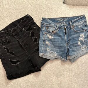 American Eagle Outfitters Women's Black and Blue Denim Shorts Size 4